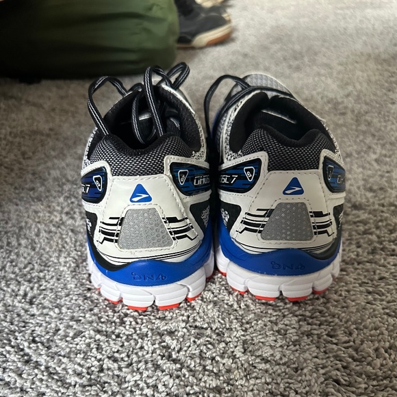 Brooks Ghost 7 Sneakers - Picture 5 of 7